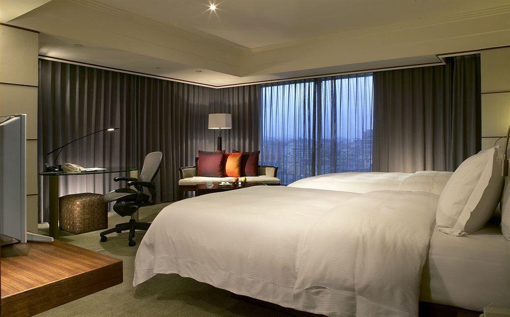 Hotel Regent Taipéi Habitación foto A room at the hotel